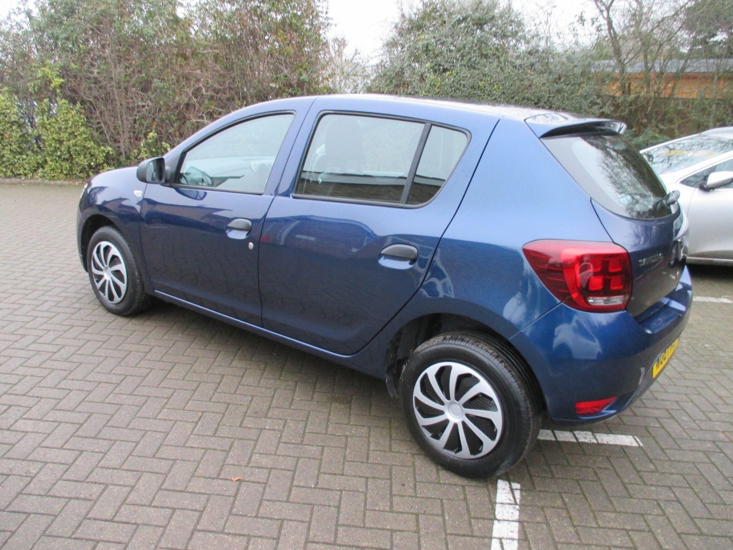 Used Dacia Sandero 2017 for sale - 77143862: Photo 8