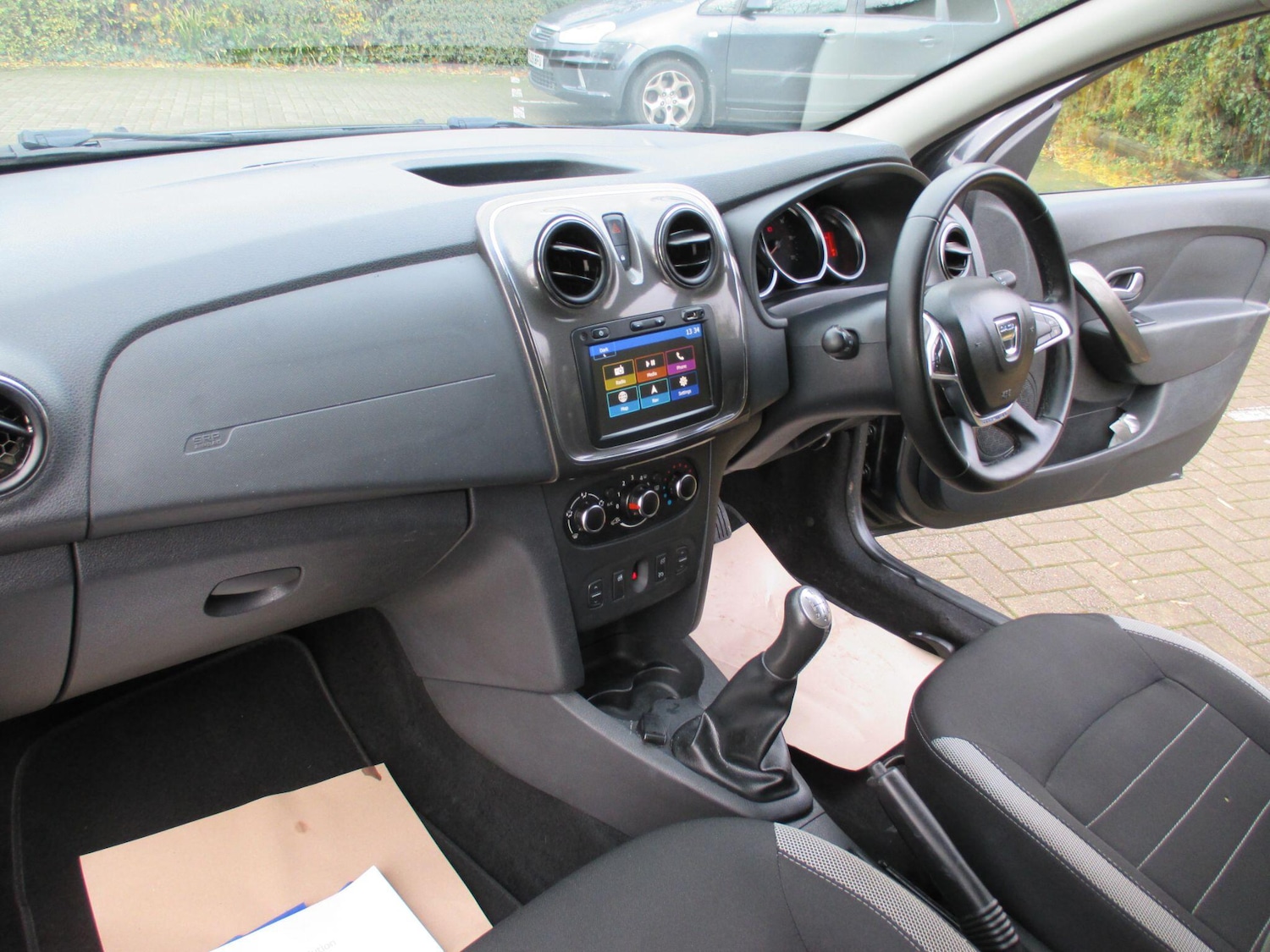 Used Dacia Sandero Stepway 2020 for sale - 76850280: Photo 15