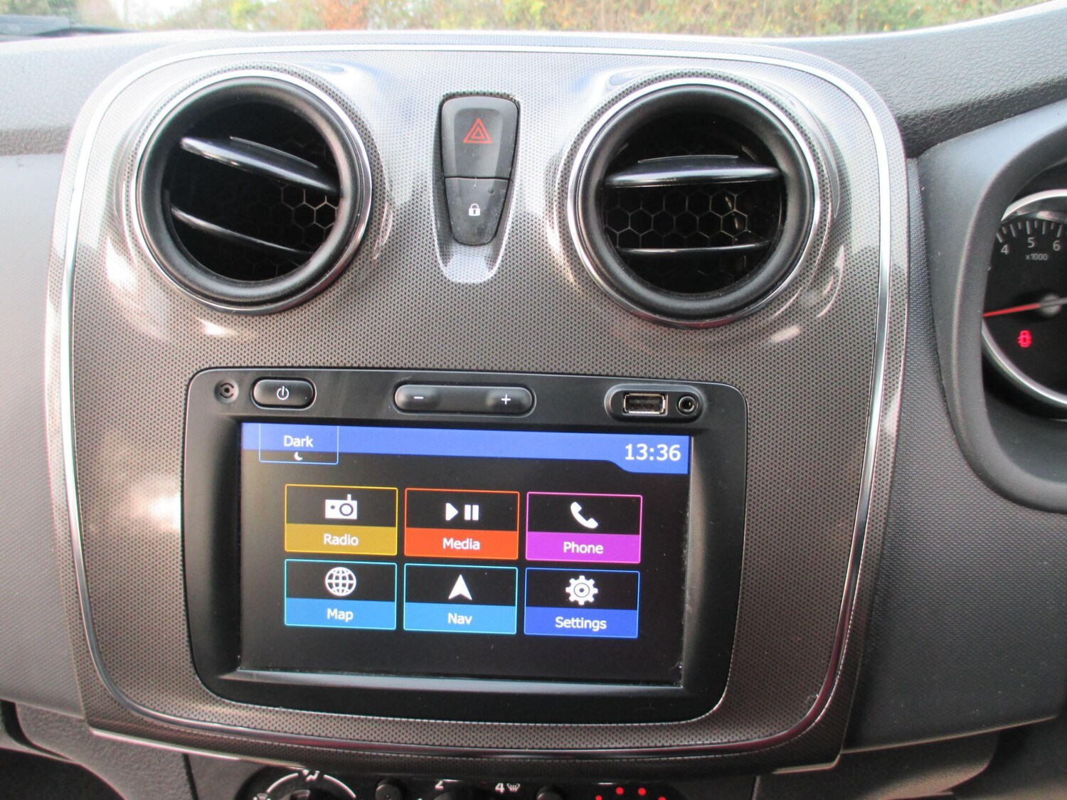 Used Dacia Sandero Stepway 2020 for sale - 76850280: Photo 19