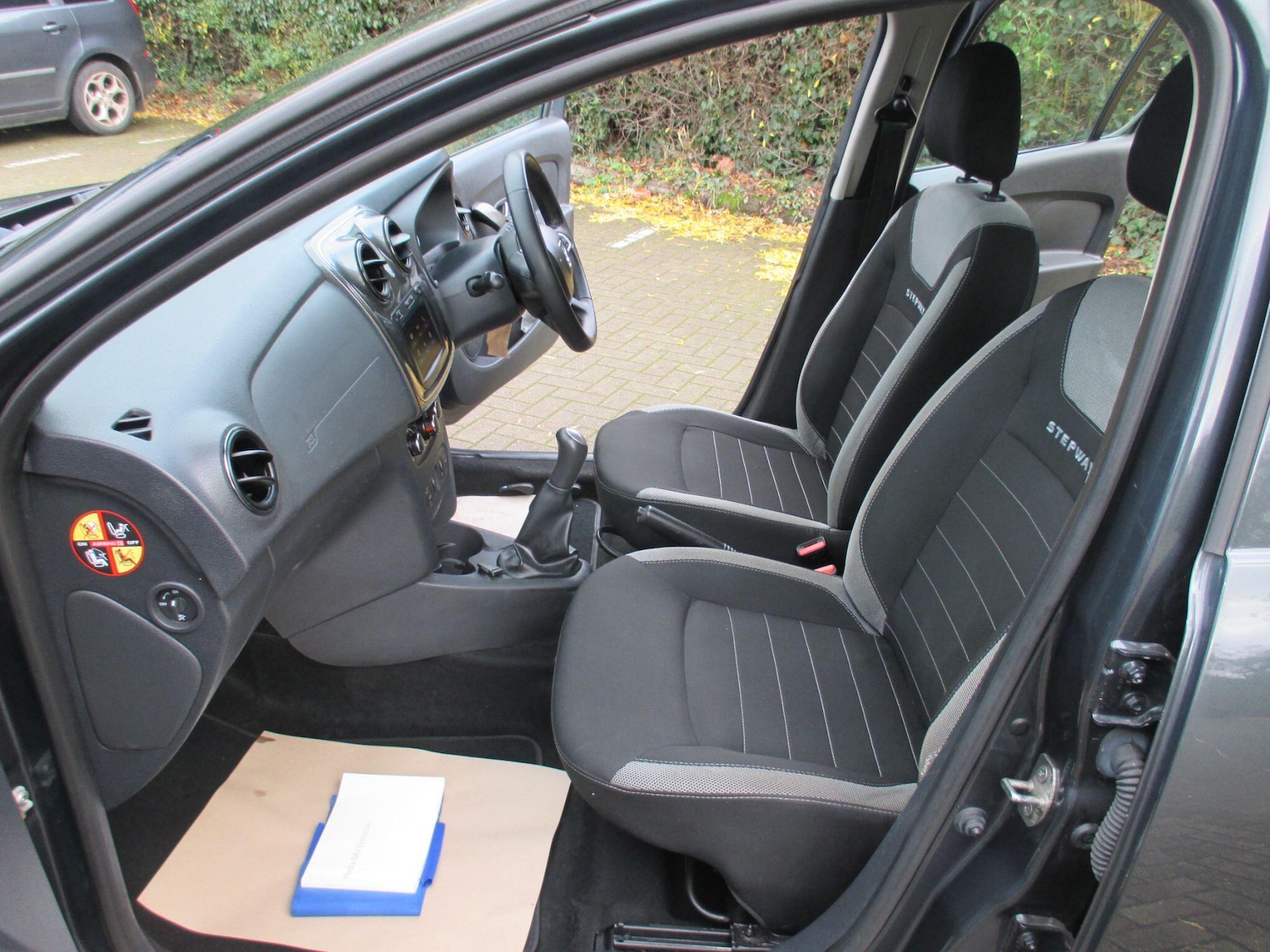 Used Dacia Sandero Stepway 2020 for sale - 76850280: Photo 25