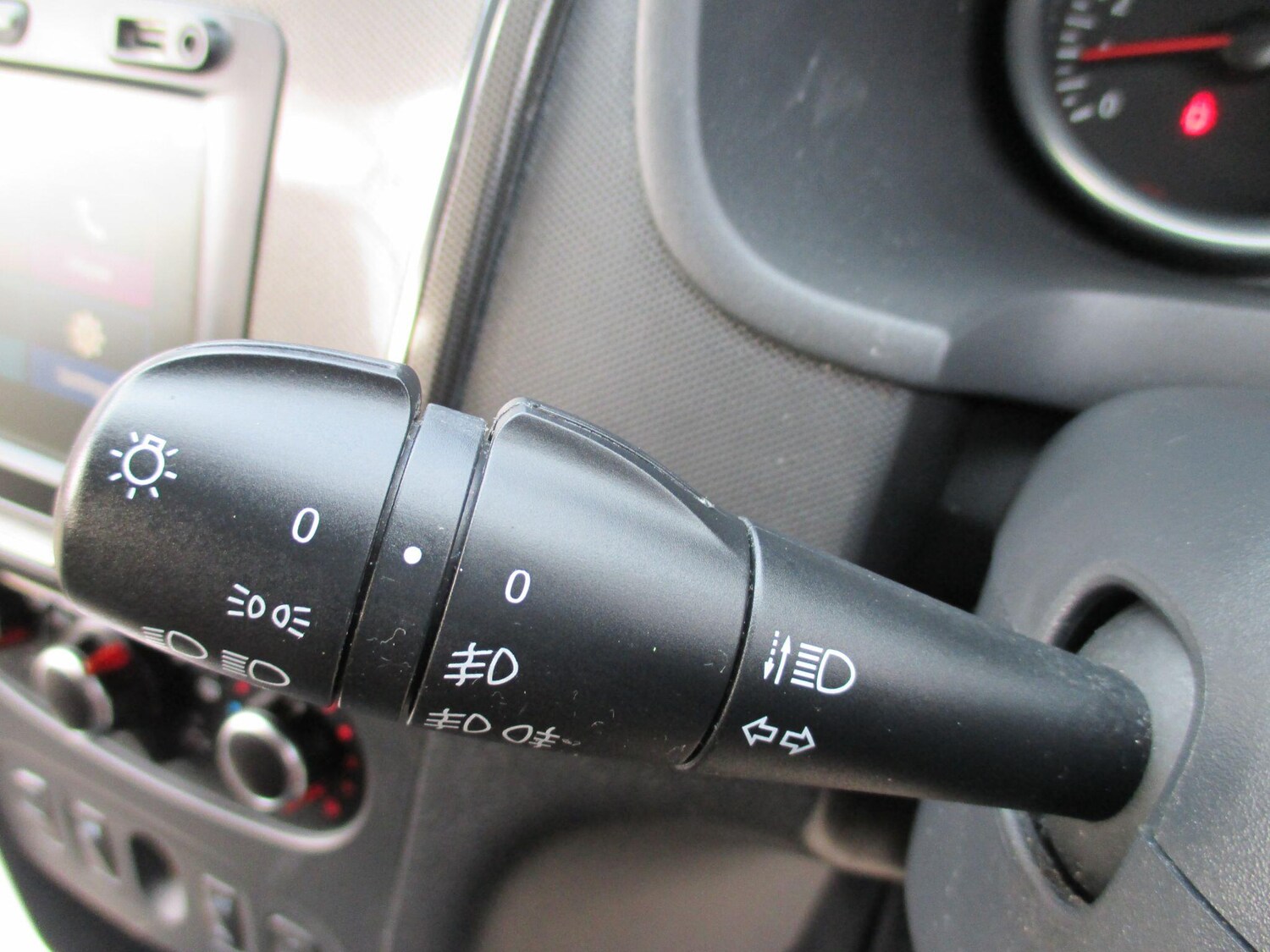 Used Dacia Sandero Stepway 2020 for sale - 76850280: Photo 32