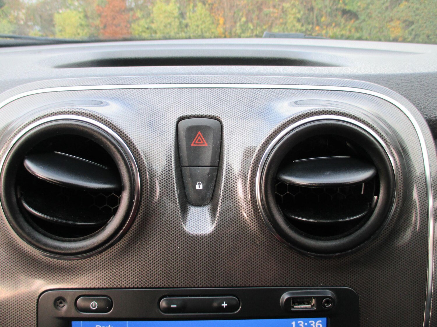 Used Dacia Sandero Stepway 2020 for sale - 76850280: Photo 36