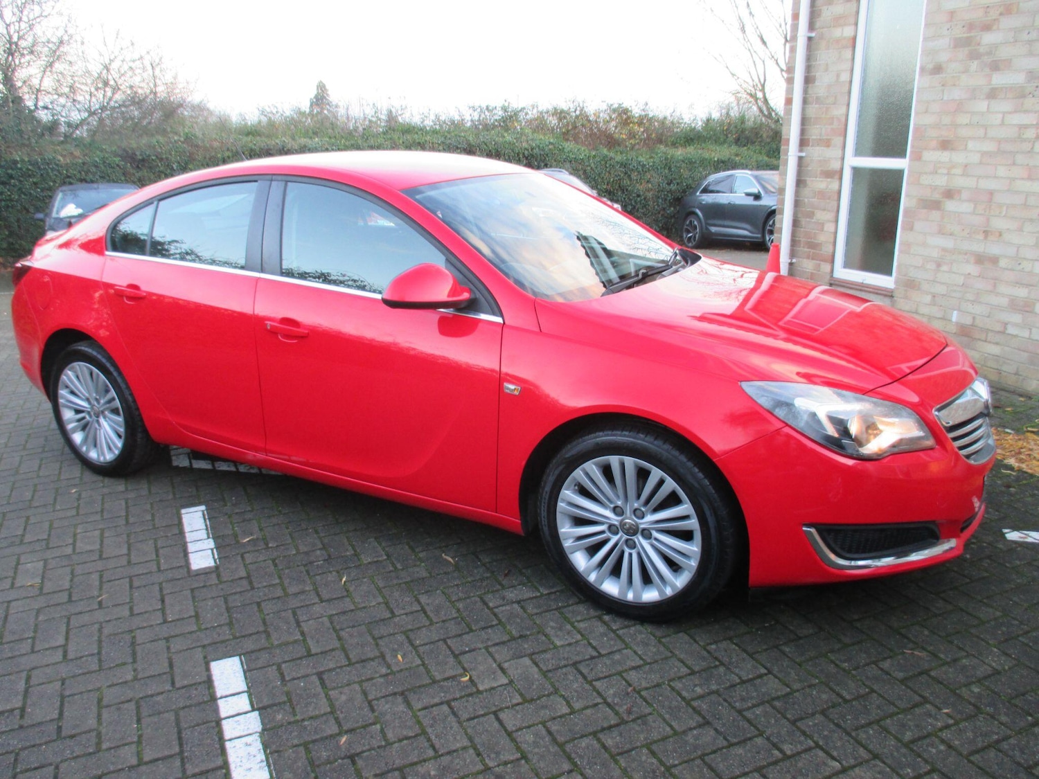 Used Vauxhall Insignia 2014 for sale - 76952350: Photo 1
