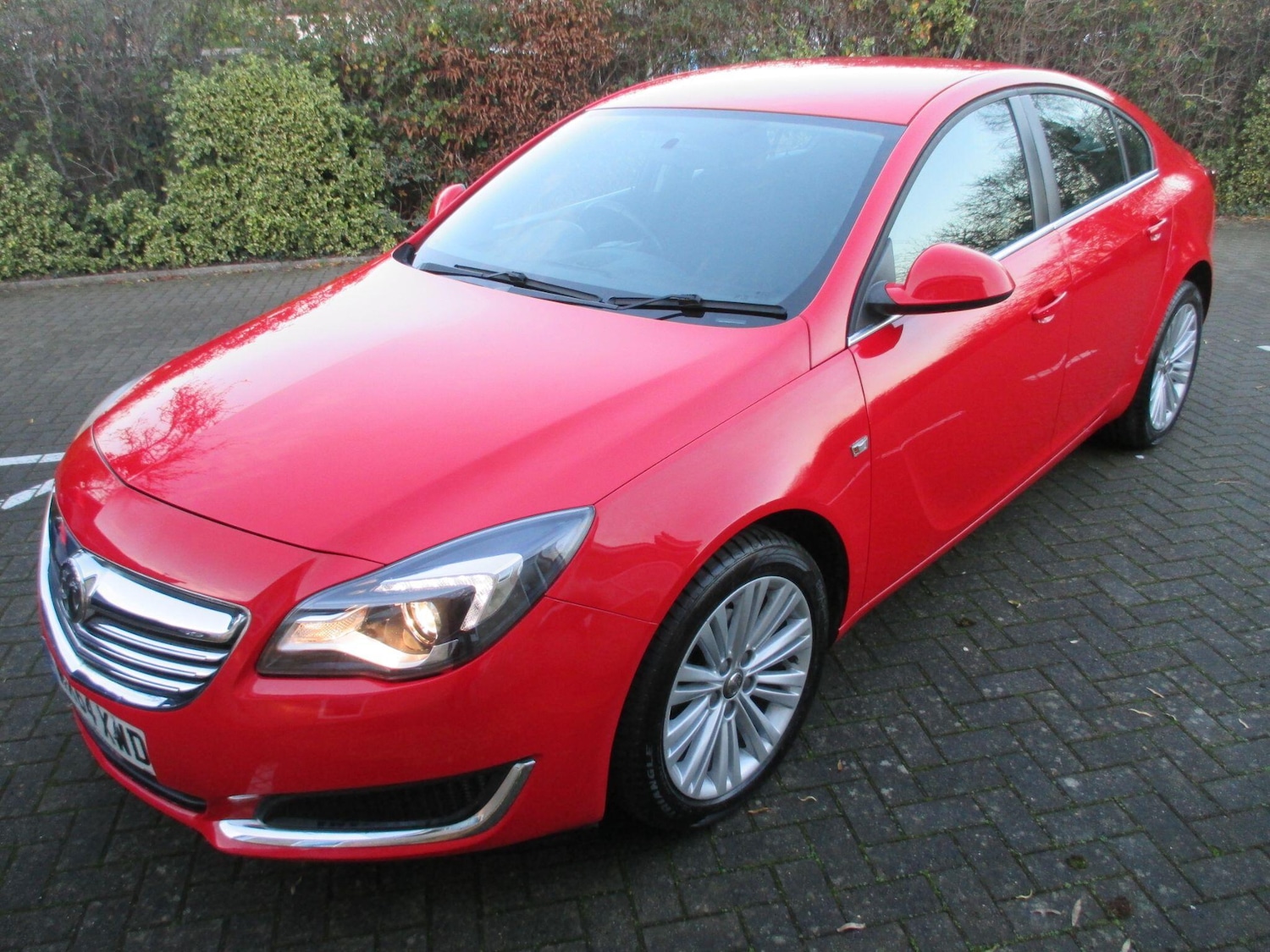 Used Vauxhall Insignia 2014 for sale - 76952350: Photo 2