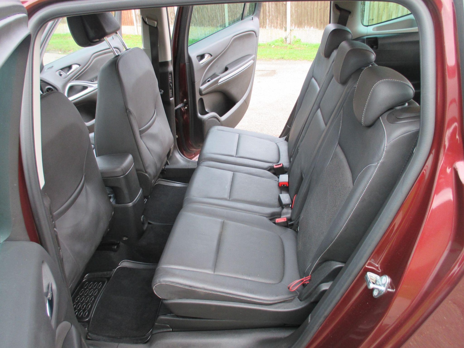 Used Vauxhall Zafira 2018 for sale - 76965093: Photo 31