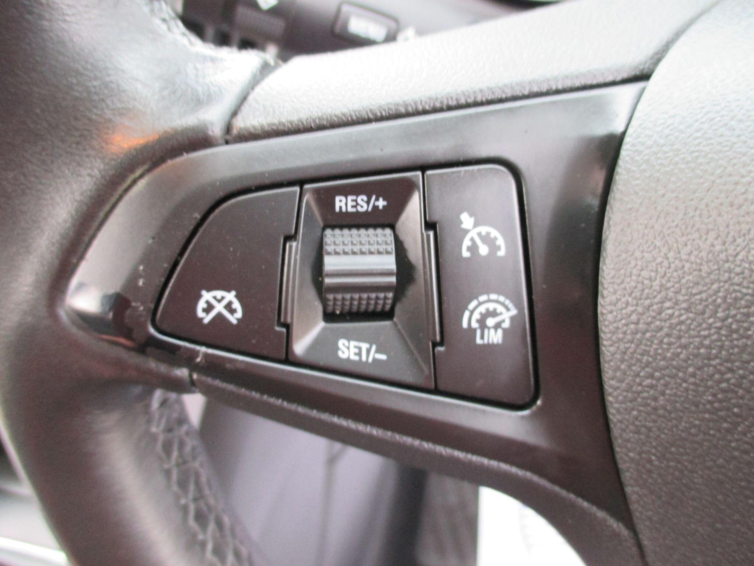 Used Vauxhall Zafira 2018 for sale - 76965093: Photo 35