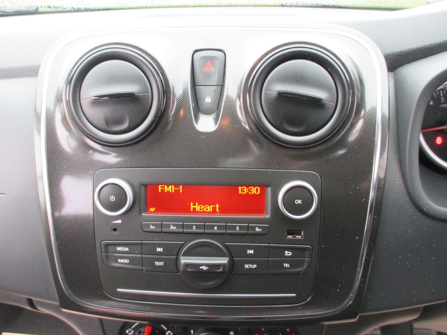 Used Dacia Sandero 2017 for sale - 77216286: Photo 19