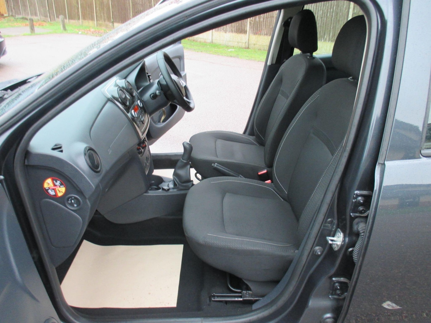 Used Dacia Sandero 2017 for sale - 77216286: Photo 24