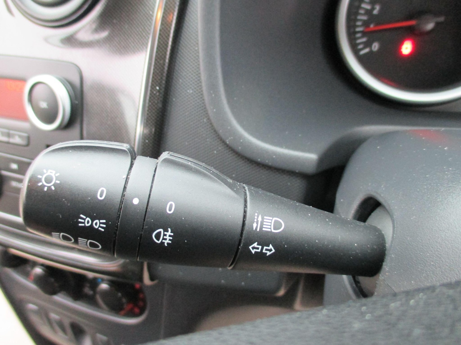 Used Dacia Sandero 2017 for sale - 77216286: Photo 29