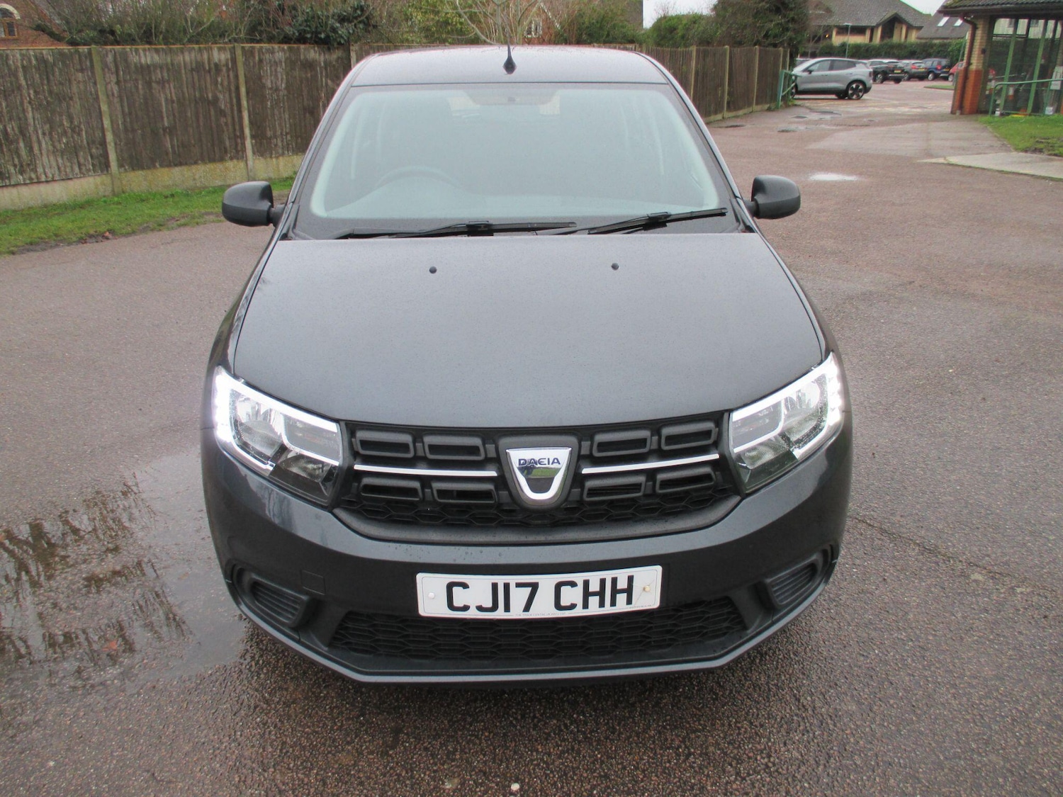 Used Dacia Sandero 2017 for sale - 77216286: Photo 3
