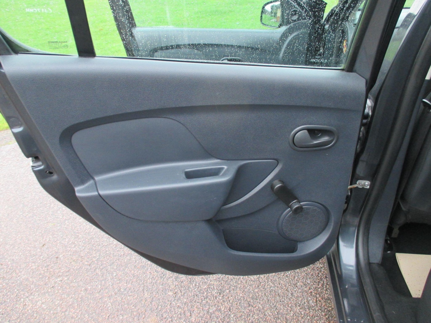 Used Dacia Sandero 2017 for sale - 77216286: Photo 36