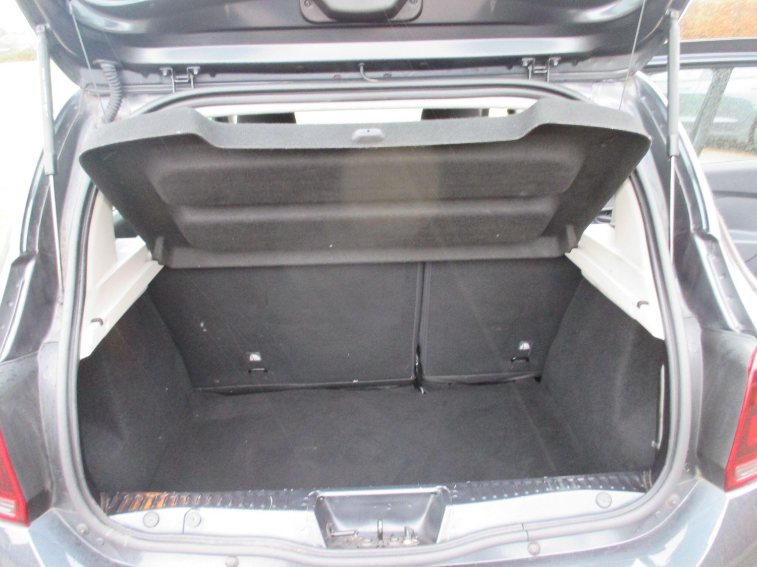 Used Dacia Sandero 2017 for sale - 77216286: Photo 38