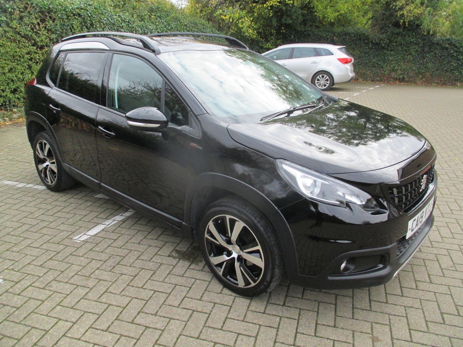 Used Peugeot 2008 2019 for sale - 76398389: Photo 1