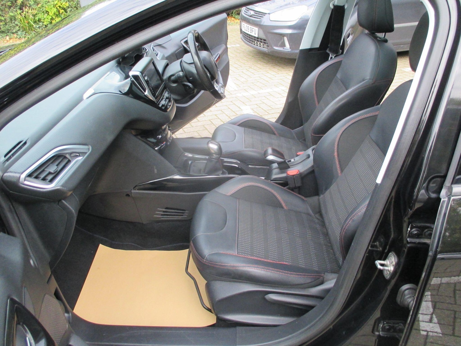 Used Peugeot 2008 2019 for sale - 76398389: Photo 25