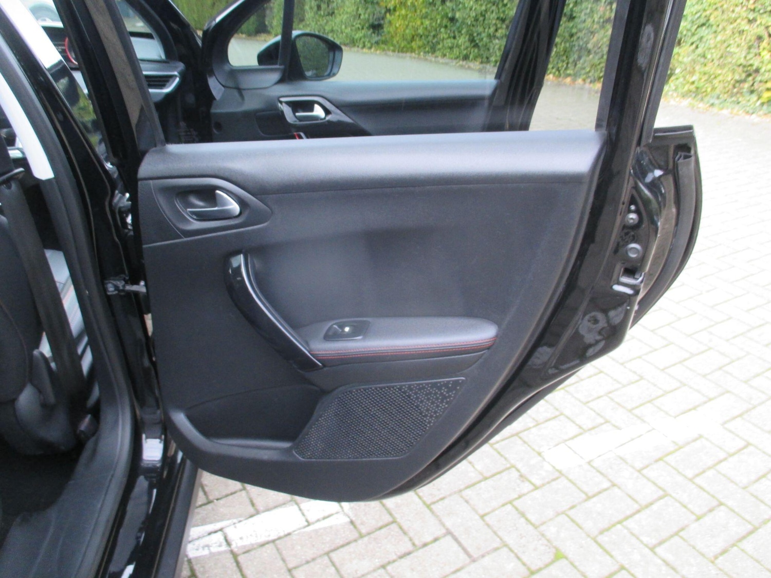 Used Peugeot 2008 2019 for sale - 76398389: Photo 42