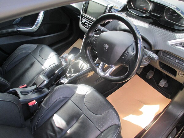 Used Peugeot 2008 2017 for sale - 76094254: Photo 17