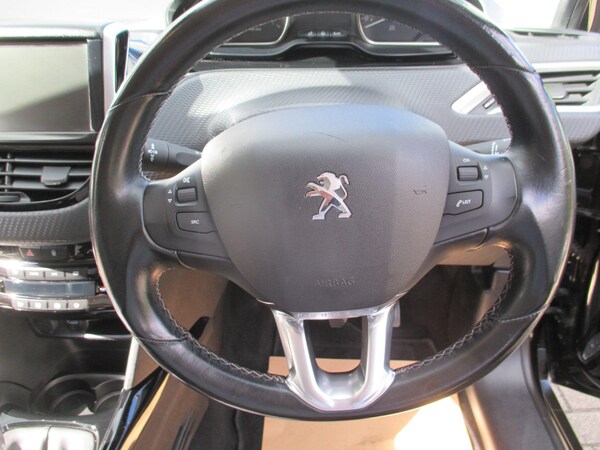 Used Peugeot 2008 2017 for sale - 76094254: Photo 27