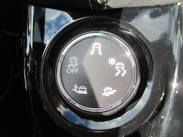 Used Peugeot 2008 2017 for sale - 76094254: Photo 37