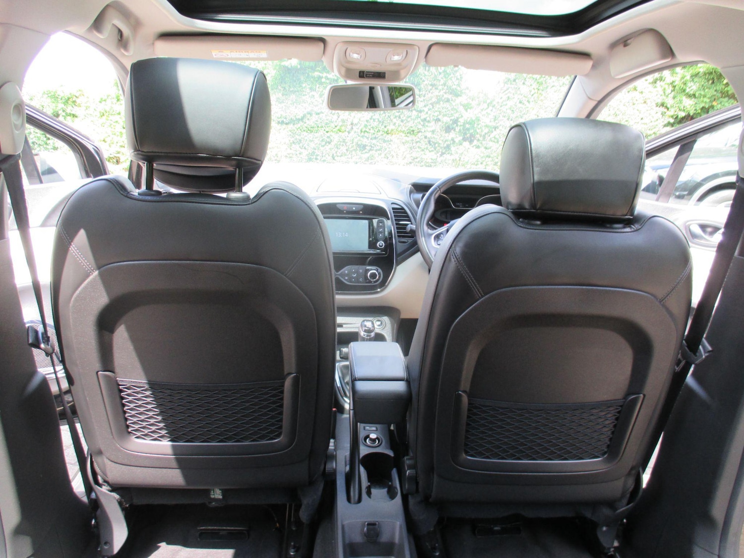 Vehicle 29