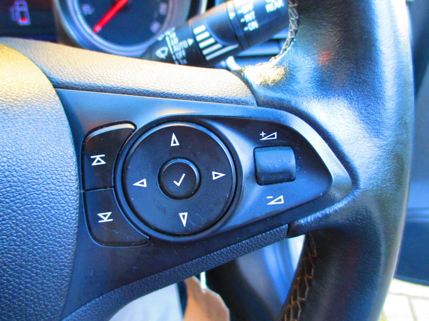 Used Vauxhall Astra 2017 for sale - 77175571: Photo 33