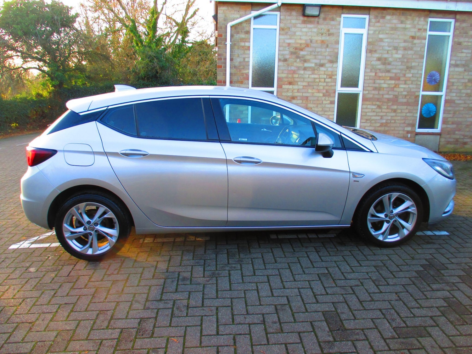 Used Vauxhall Astra 2017 for sale - 77175571: Photo 7