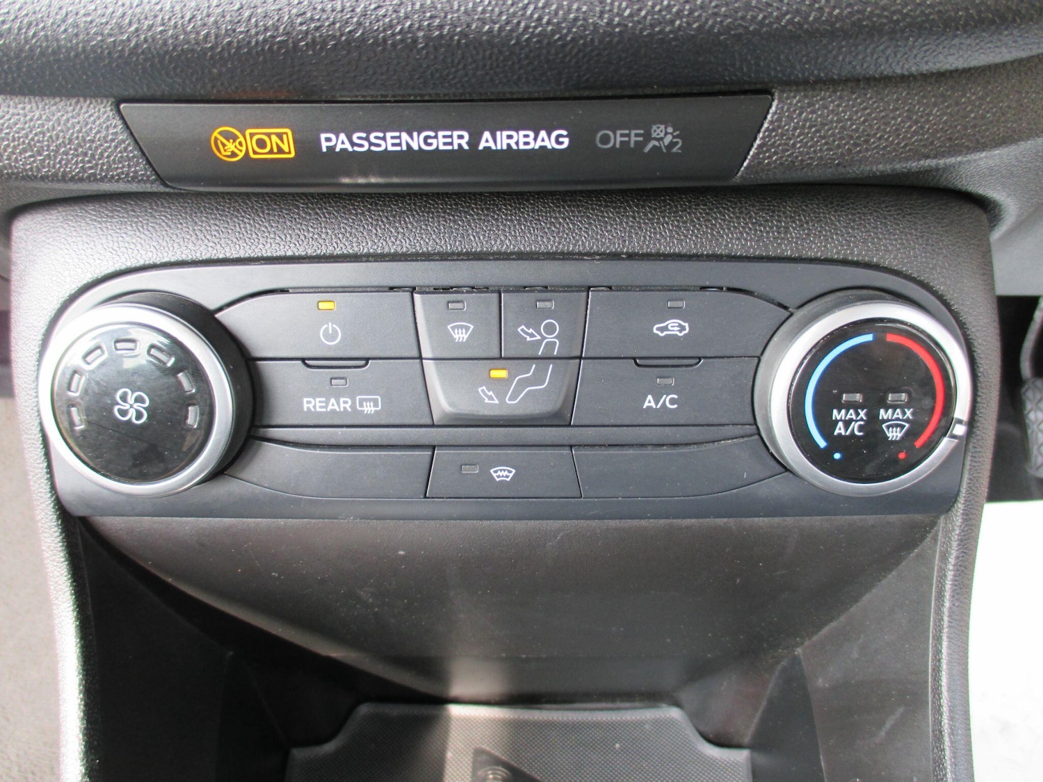 Used Ford Fiesta 2017 for sale - 77993499: Photo 19