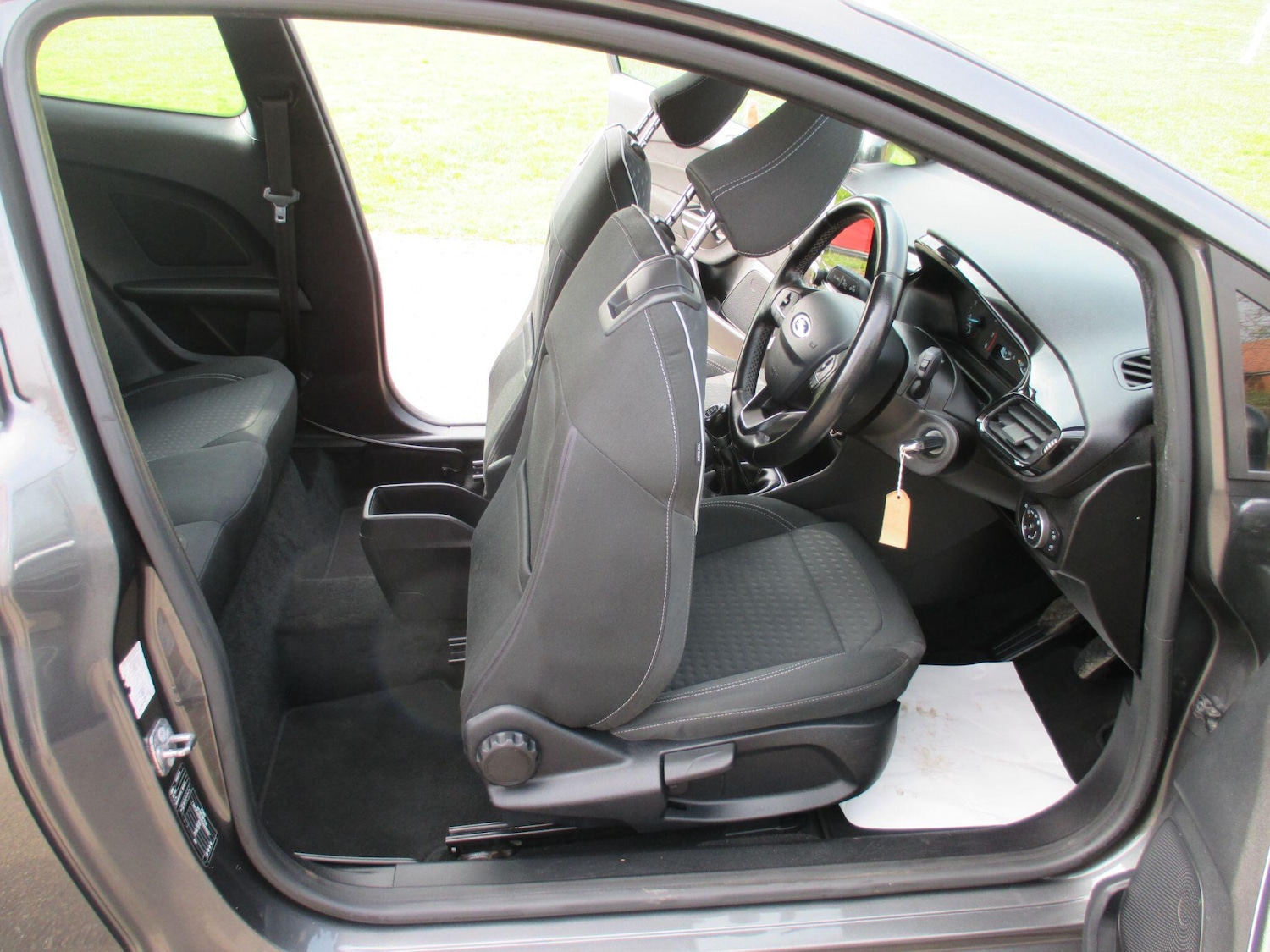 Used Ford Fiesta 2017 for sale - 77993499: Photo 24