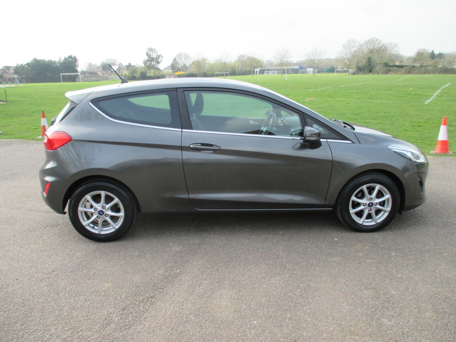 Used Ford Fiesta 2017 for sale - 77993499: Photo 6