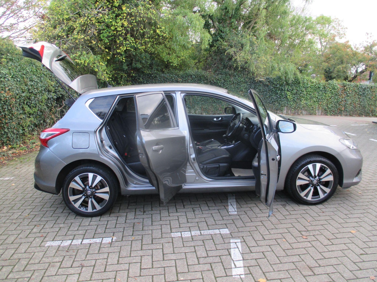 Used Nissan Pulsar 2016 for sale - 76422875: Photo 10