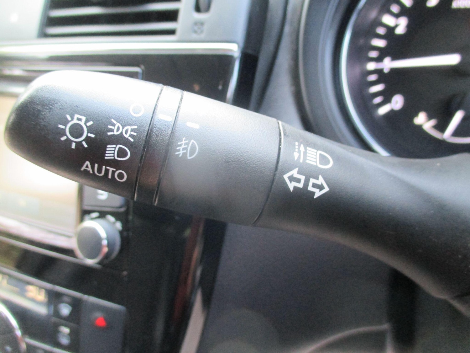 Used Nissan Pulsar 2016 for sale - 76422875: Photo 40