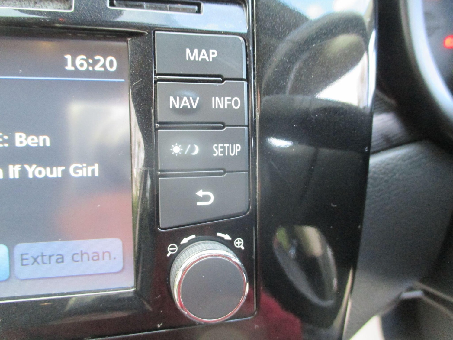 Used Nissan Pulsar 2016 for sale - 76422875: Photo 42