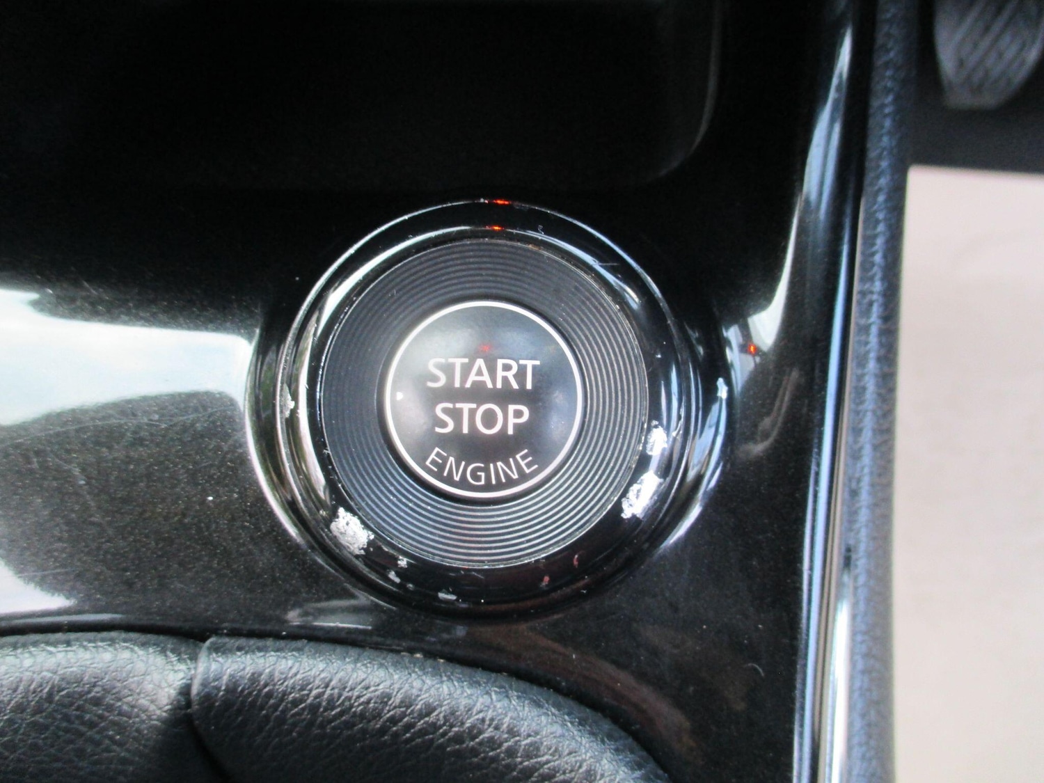 Used Nissan Pulsar 2016 for sale - 76422875: Photo 43