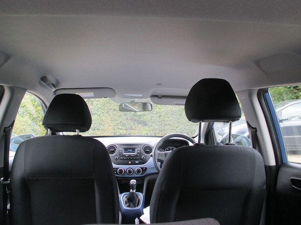 Used Hyundai i10 2017 for sale - 76121586: Photo 19