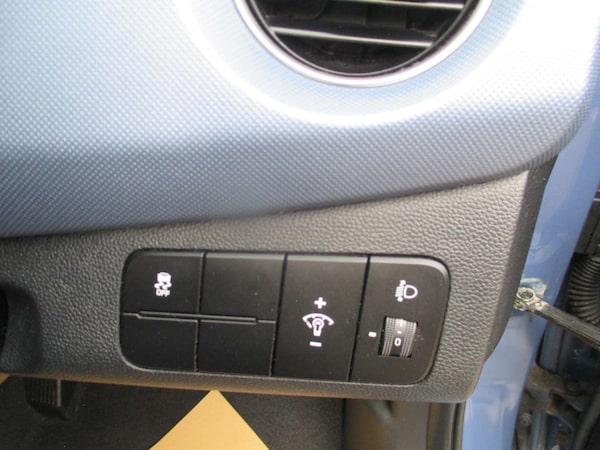 Used Hyundai i10 2017 for sale - 76121586: Photo 22