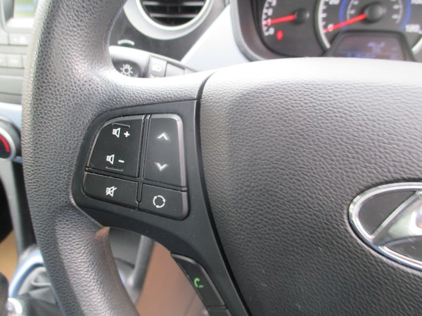 Used Hyundai i10 2017 for sale - 76121586: Photo 23