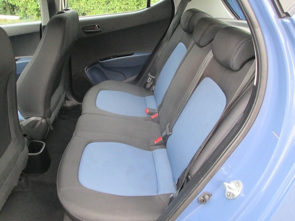 Used Hyundai i10 2017 for sale - 76121586: Photo 34
