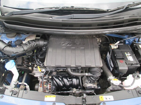 Used Hyundai i10 2017 for sale - 76121586: Photo 40