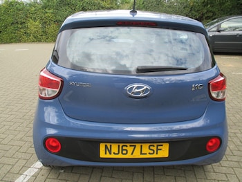 Used Hyundai i10 2017 for sale - 76121586: Photo 4