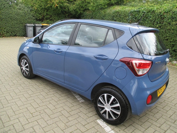 Used Hyundai i10 2017 for sale - 76121586: Photo 7
