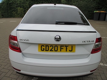 Used Skoda Octavia 2020 for sale - 78784456: Photo