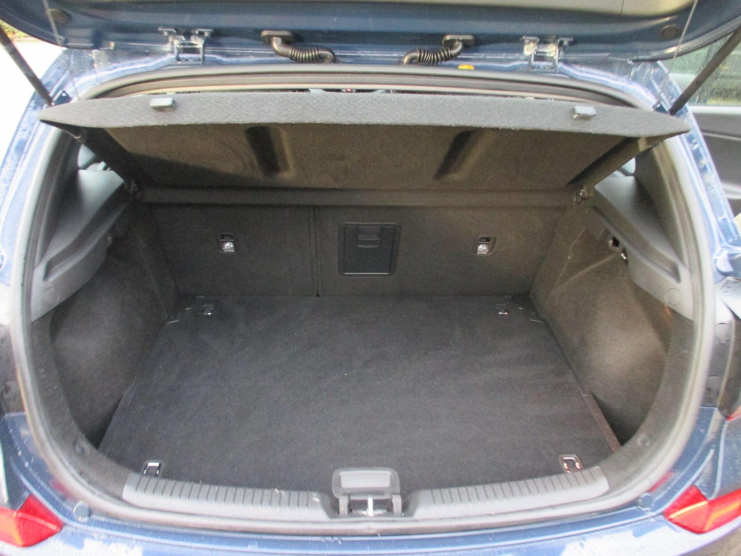 Used Hyundai i30 2018 for sale - 76539009: Photo 49