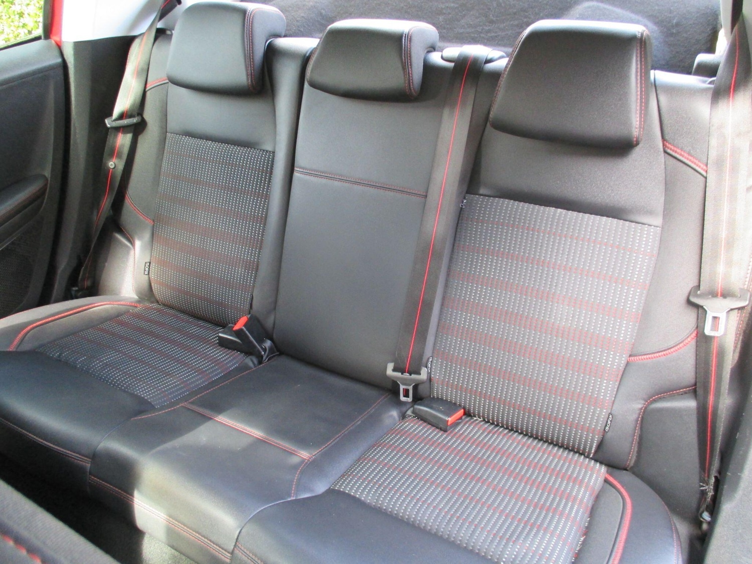 Used Peugeot 208 2015 for sale - 76975428: Photo 25