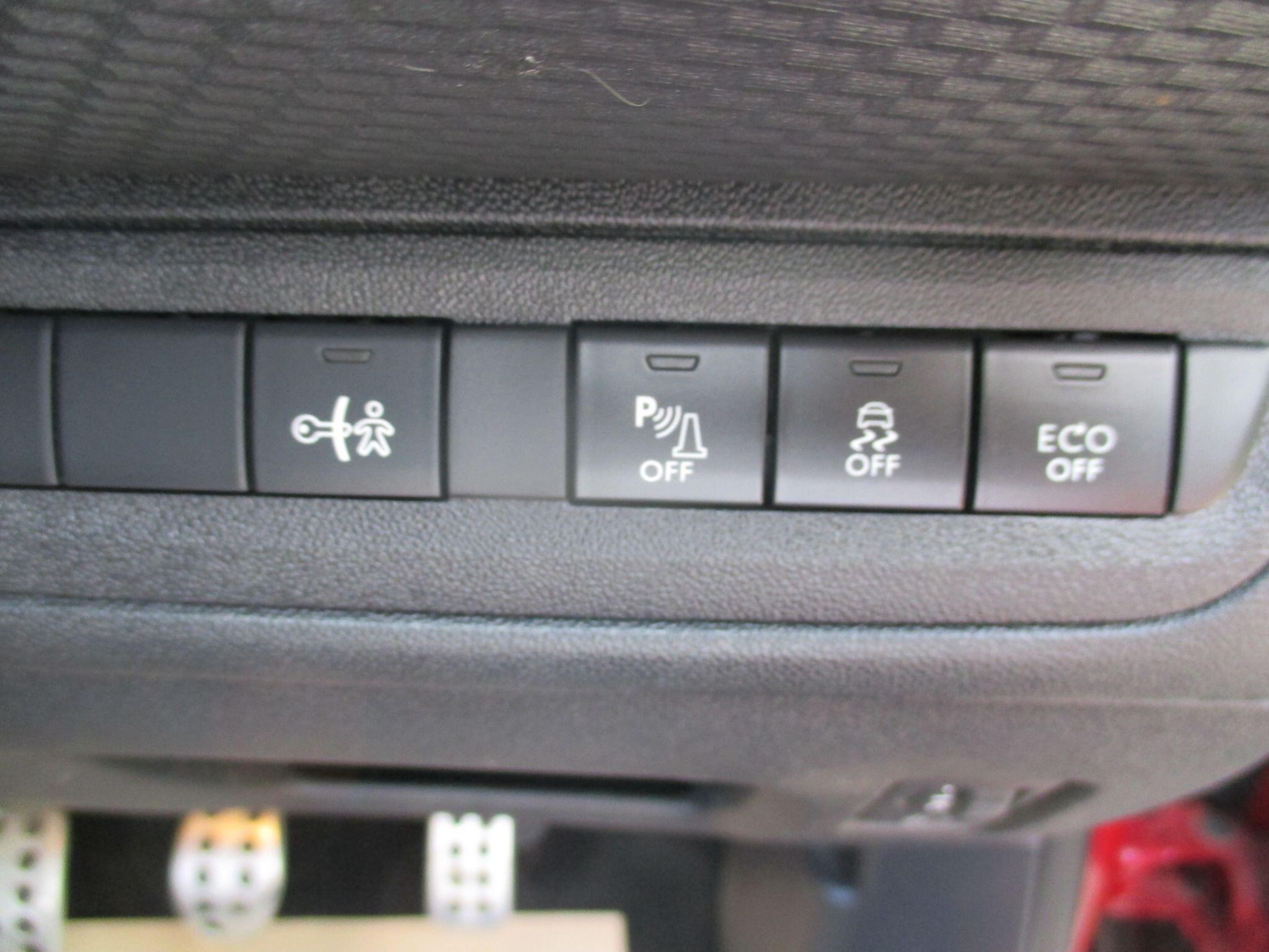 Used Peugeot 208 2015 for sale - 76975428: Photo 35