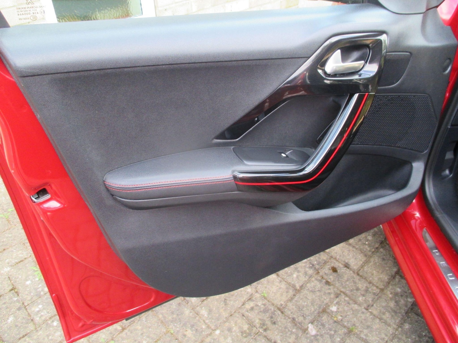 Used Peugeot 208 2015 for sale - 76975428: Photo 40