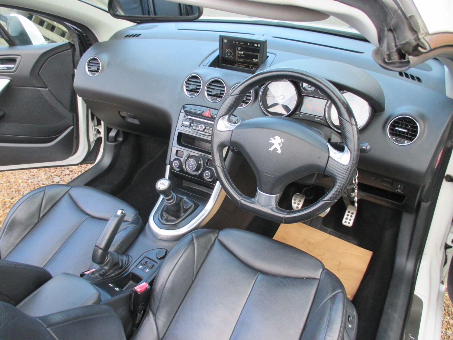 Used Peugeot 308 2013 for sale - 77839310: Photo 19