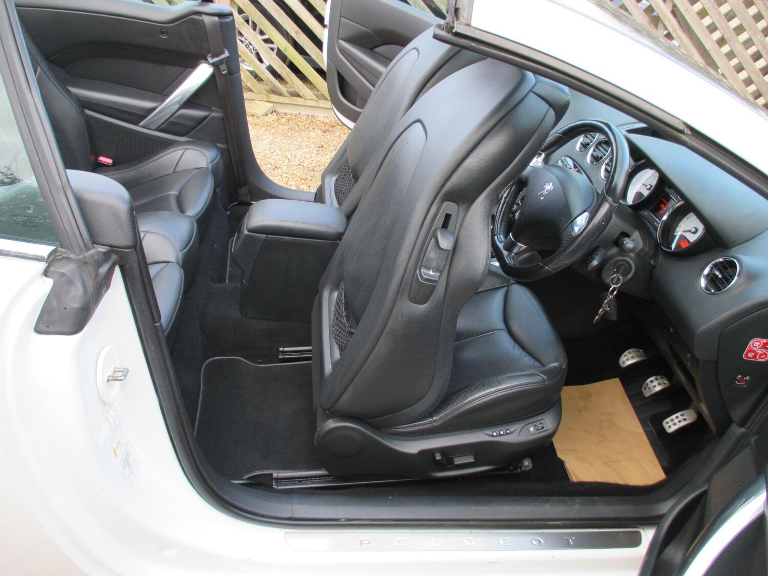 Used Peugeot 308 2013 for sale - 77839310: Photo 28