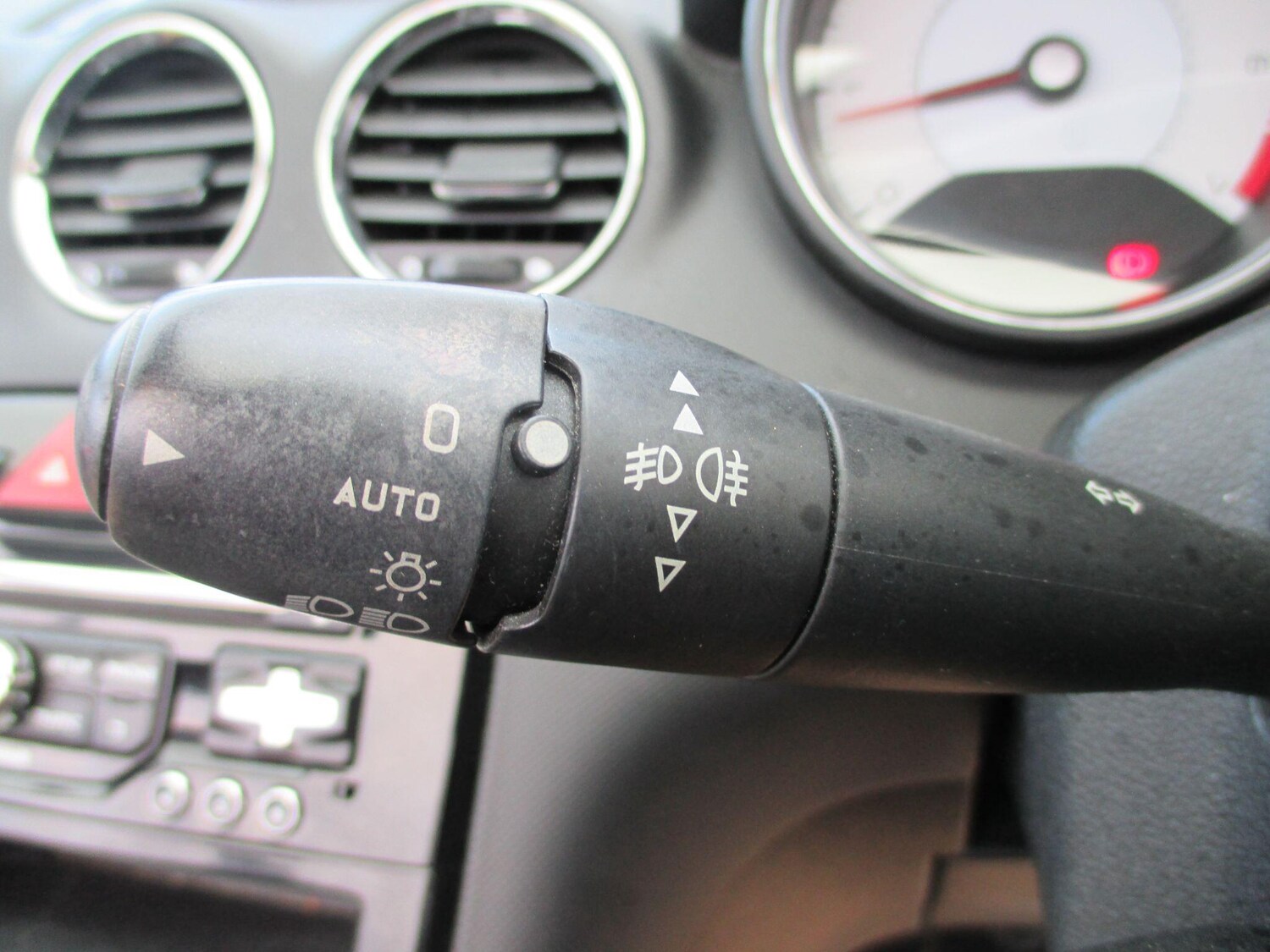 Used Peugeot 308 2013 for sale - 77839310: Photo 42