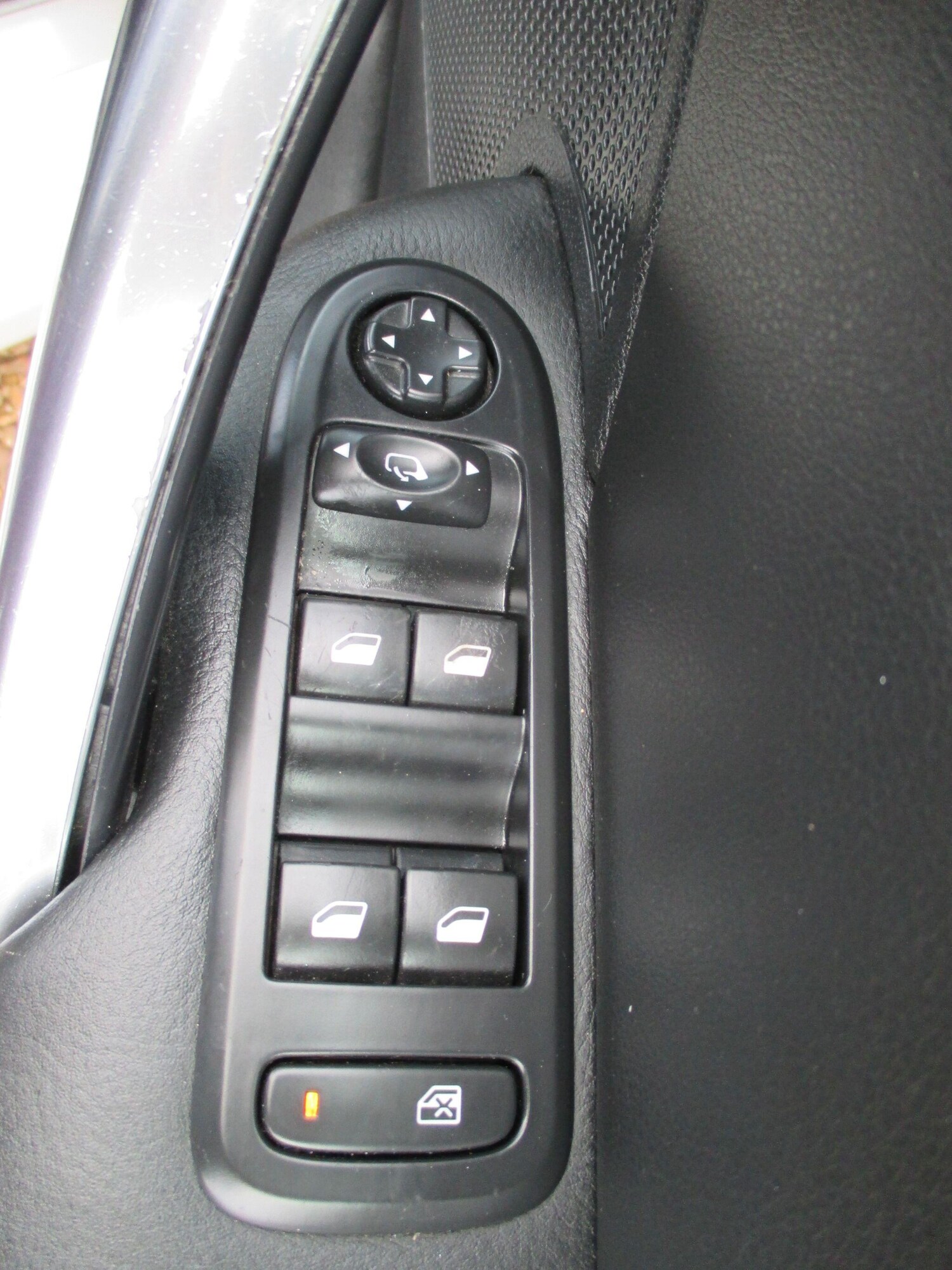 Used Peugeot 308 2013 for sale - 77839310: Photo 47