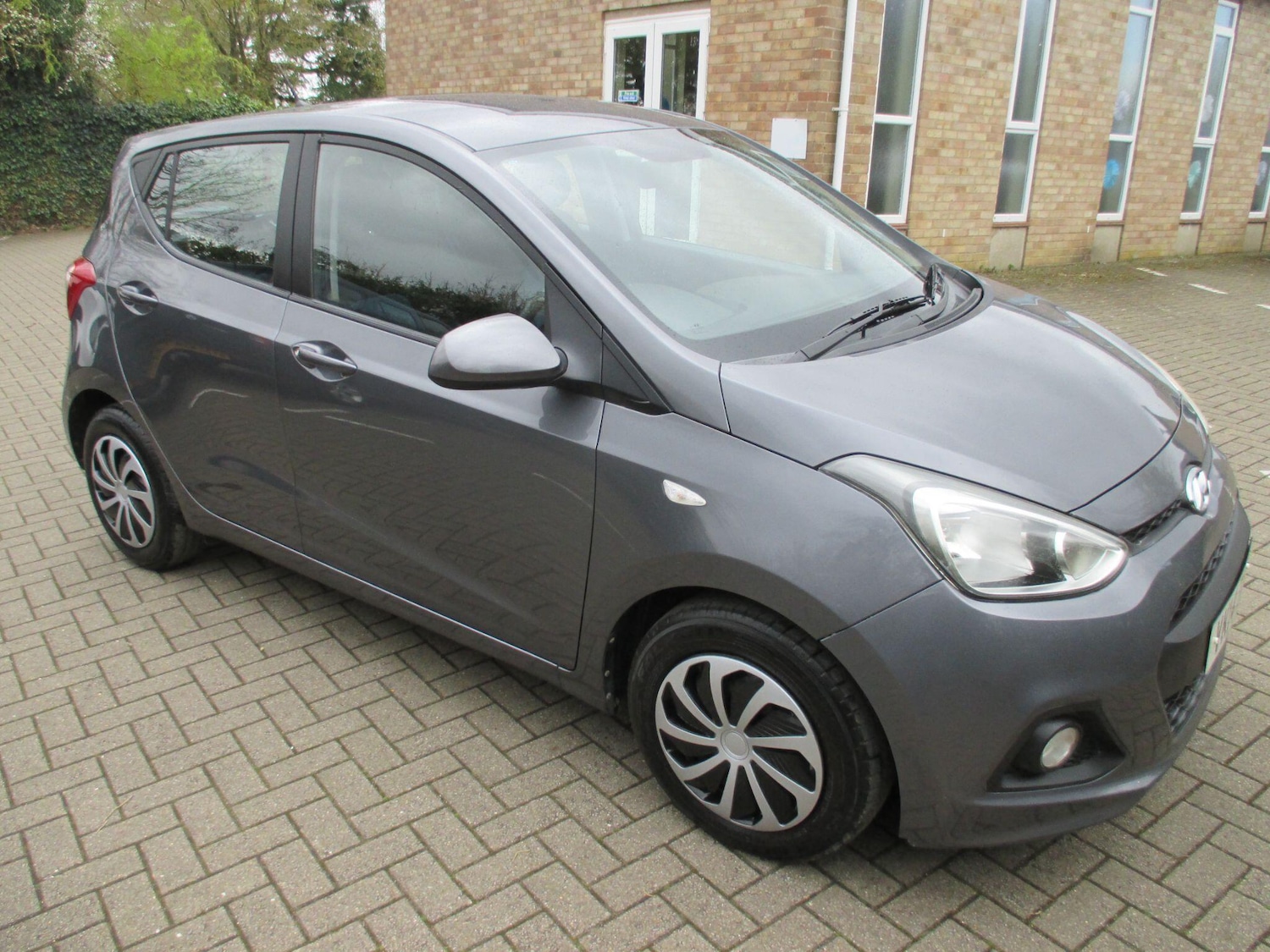 Used Hyundai i10 2014 for sale - 78072121: Photo 1