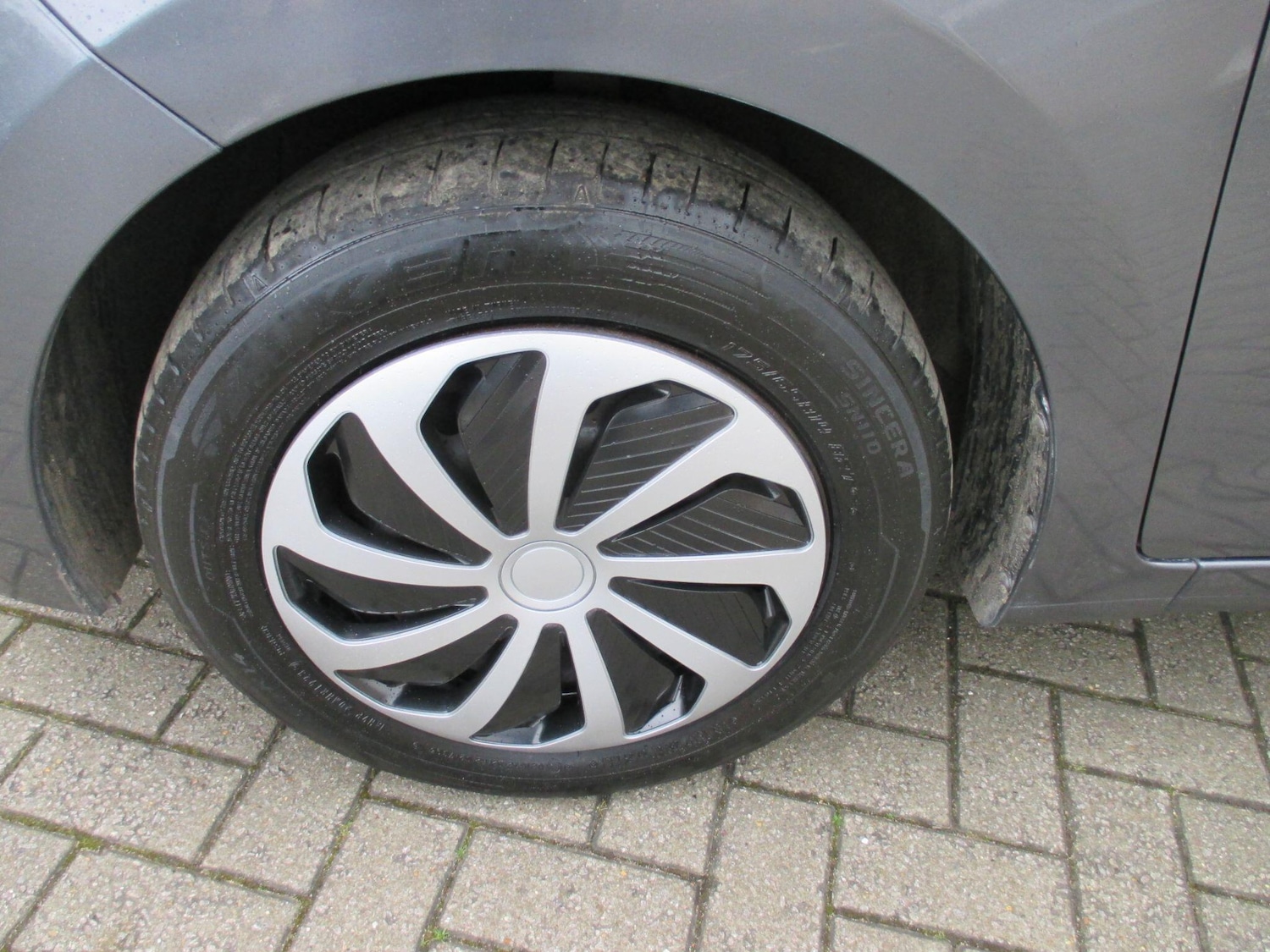 Used Hyundai i10 2014 for sale - 78072121: Photo 12